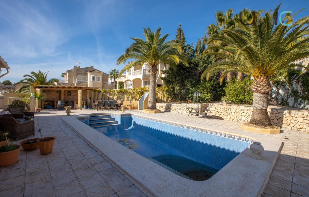 Sale - Villa - Altea