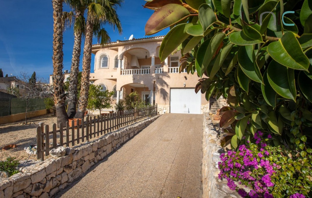 Sale - Villa - Altea