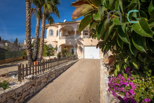 Sale - Villa - Altea