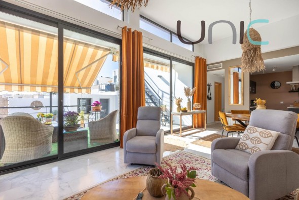 Resale - Villa - Polop de La Marina