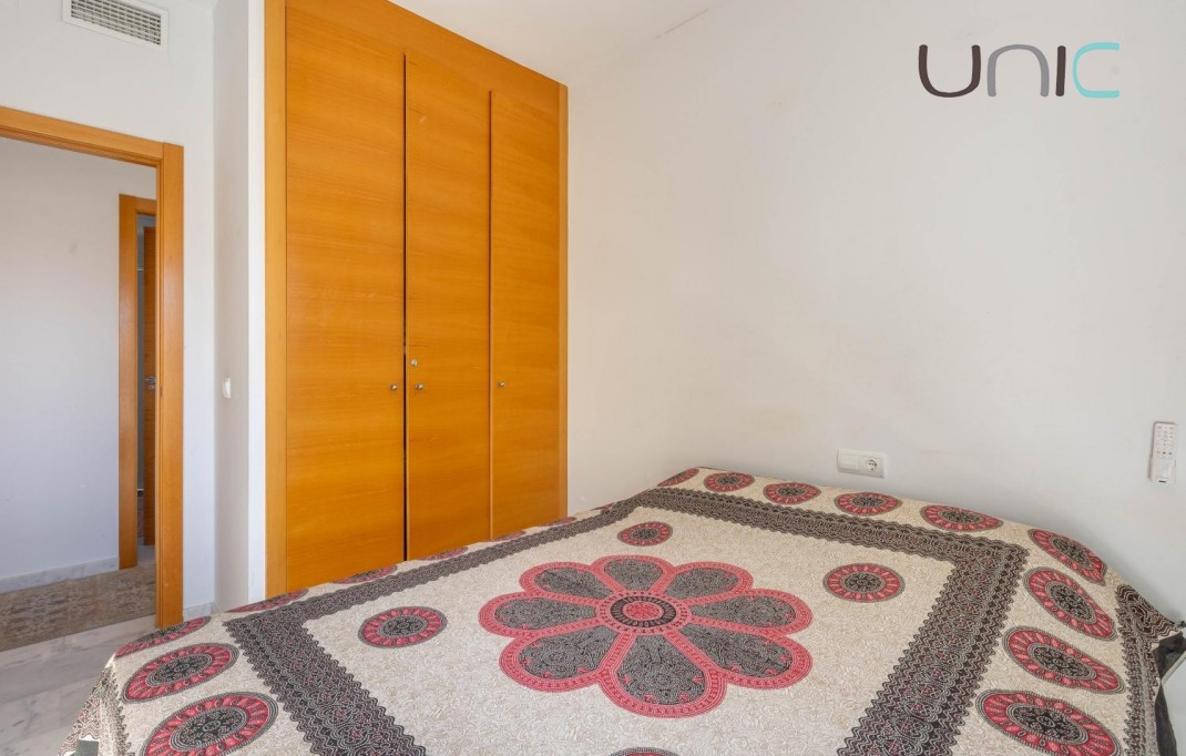 Resale - Villa - Polop de La Marina