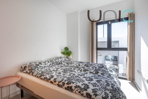 Resale - Villa - Polop de La Marina