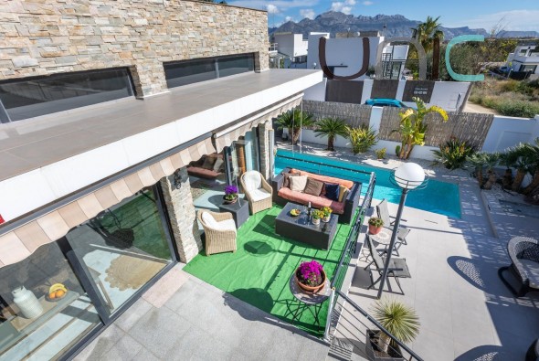 Resale - Villa - Polop de La Marina