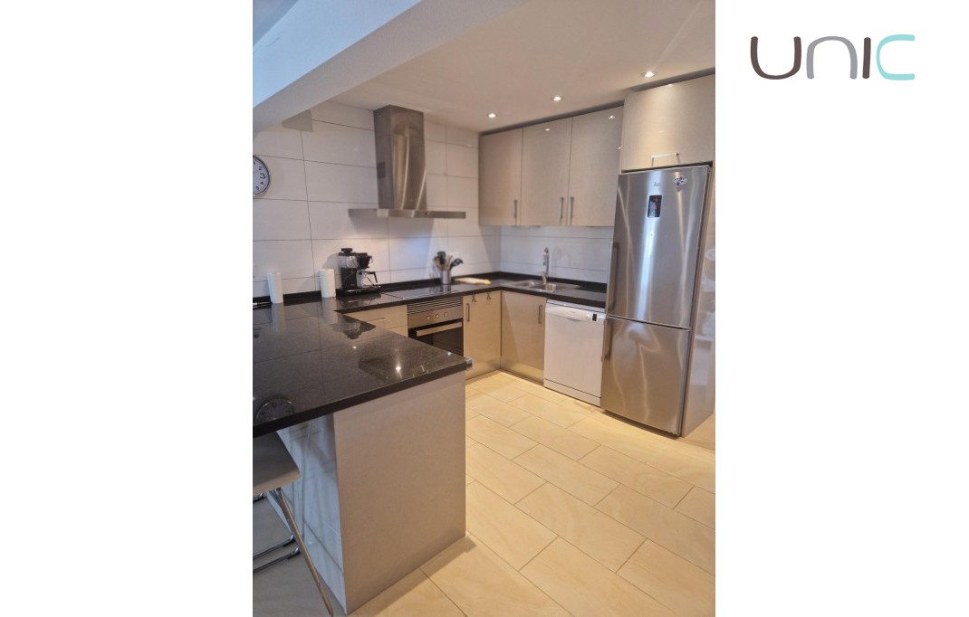 Resale - Villa - Albir
