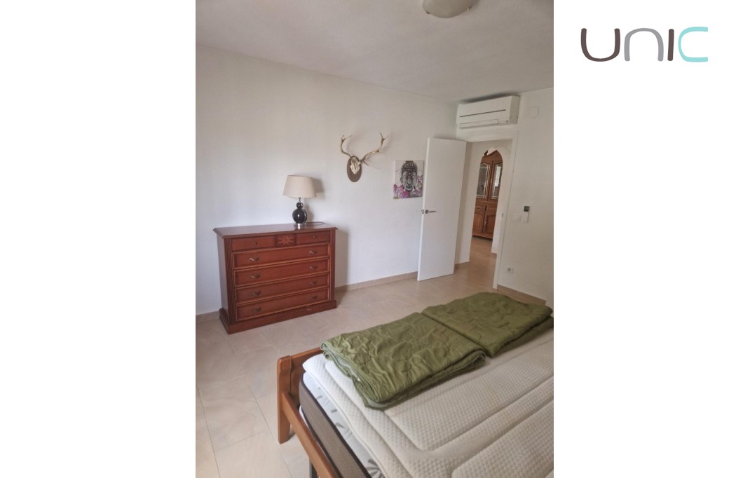 Resale - Villa - Albir