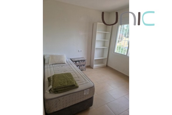 Resale - Villa - Albir