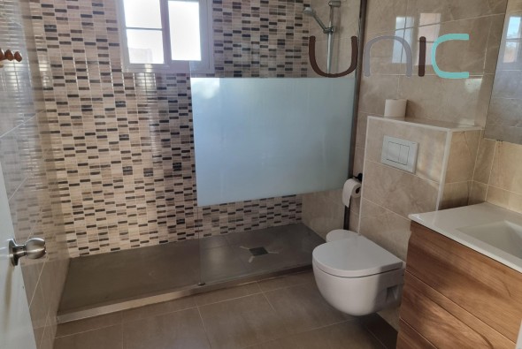 Resale - Villa - Albir