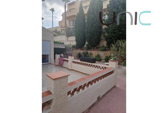 Resale - Villa - Albir