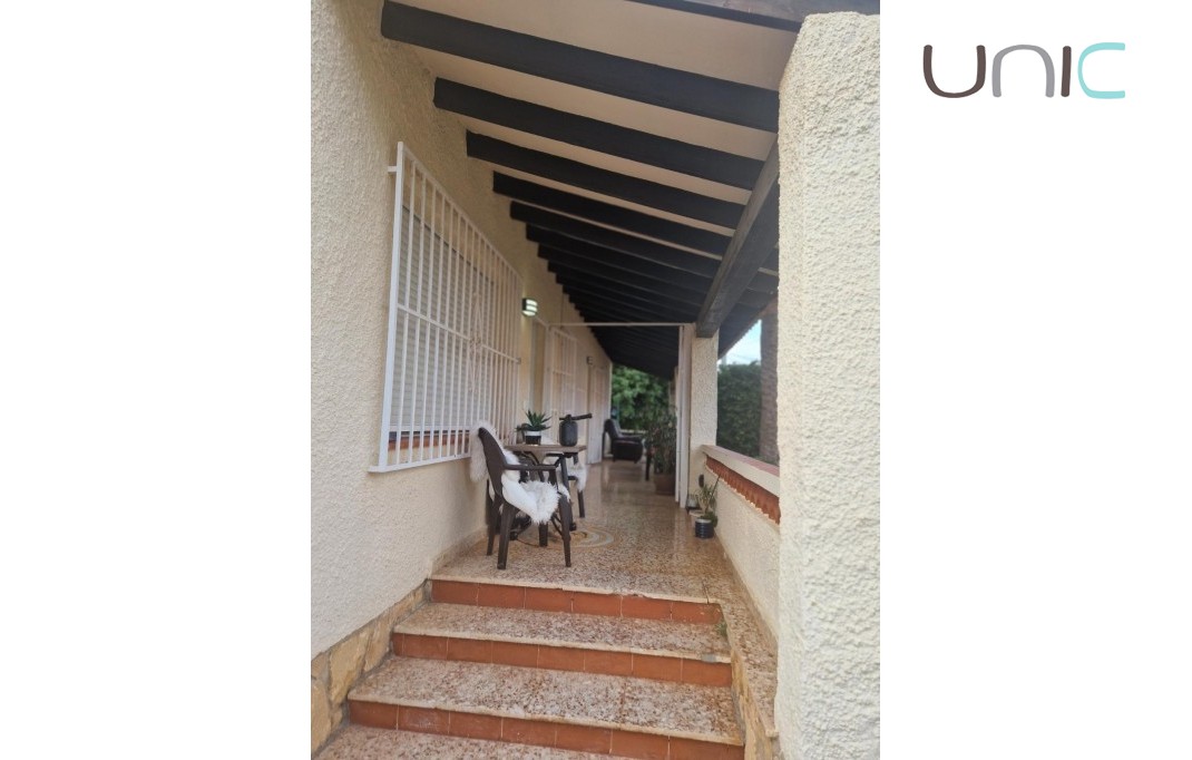 Resale - Villa - Albir