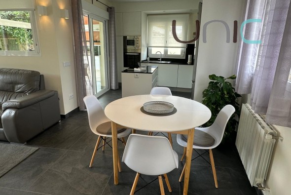 Resale - Villa - Albir