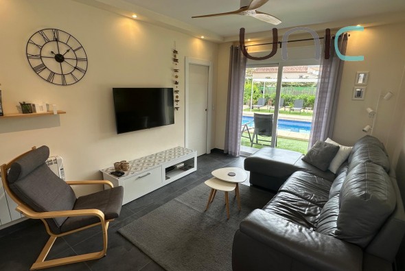 Resale - Villa - Albir