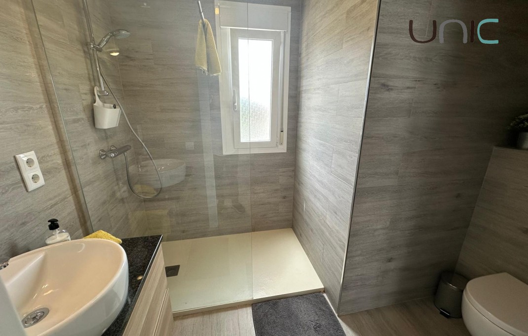 Resale - Villa - Albir
