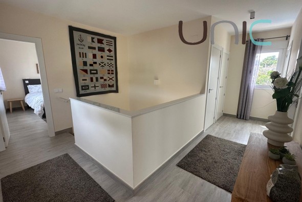 Resale - Villa - Albir