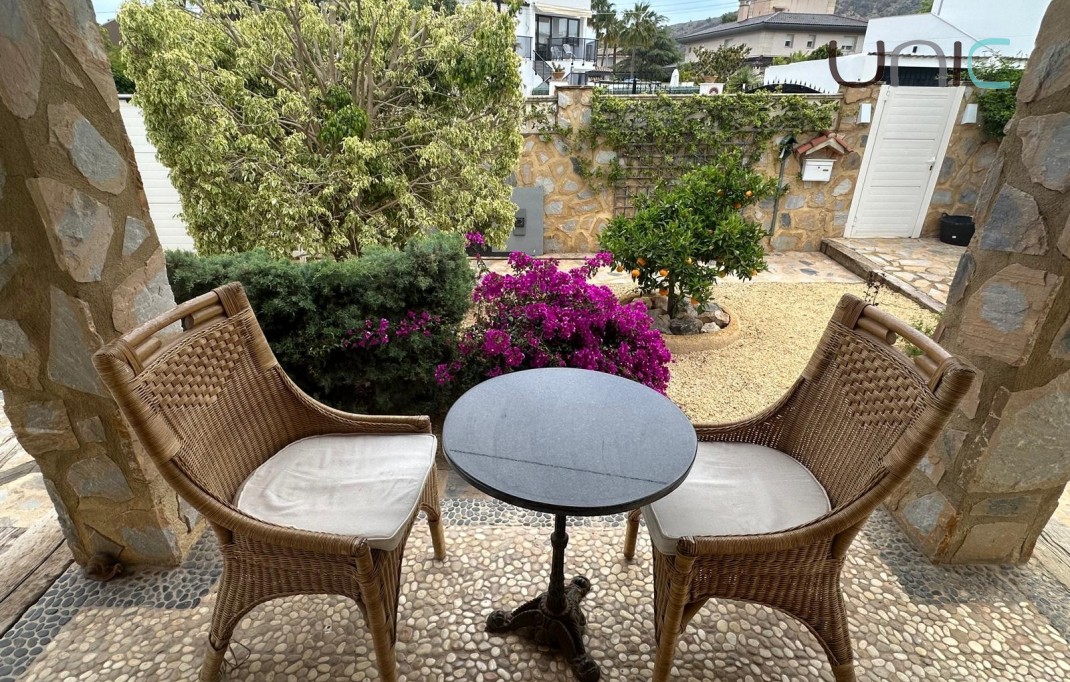 Resale - Villa - Albir