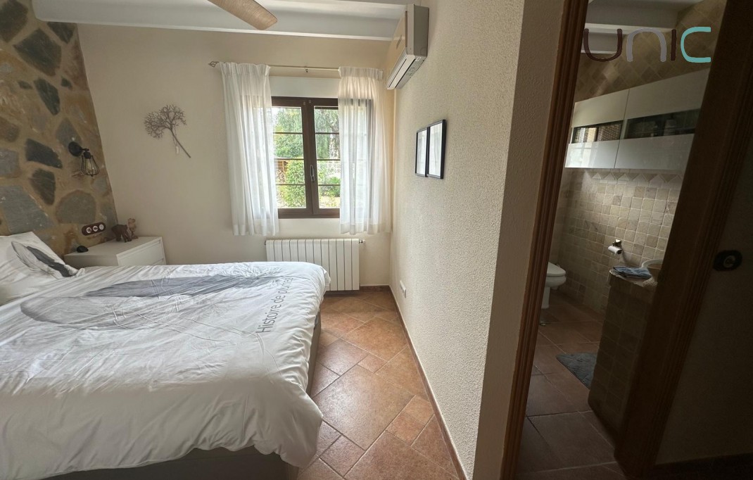 Resale - Villa - Albir