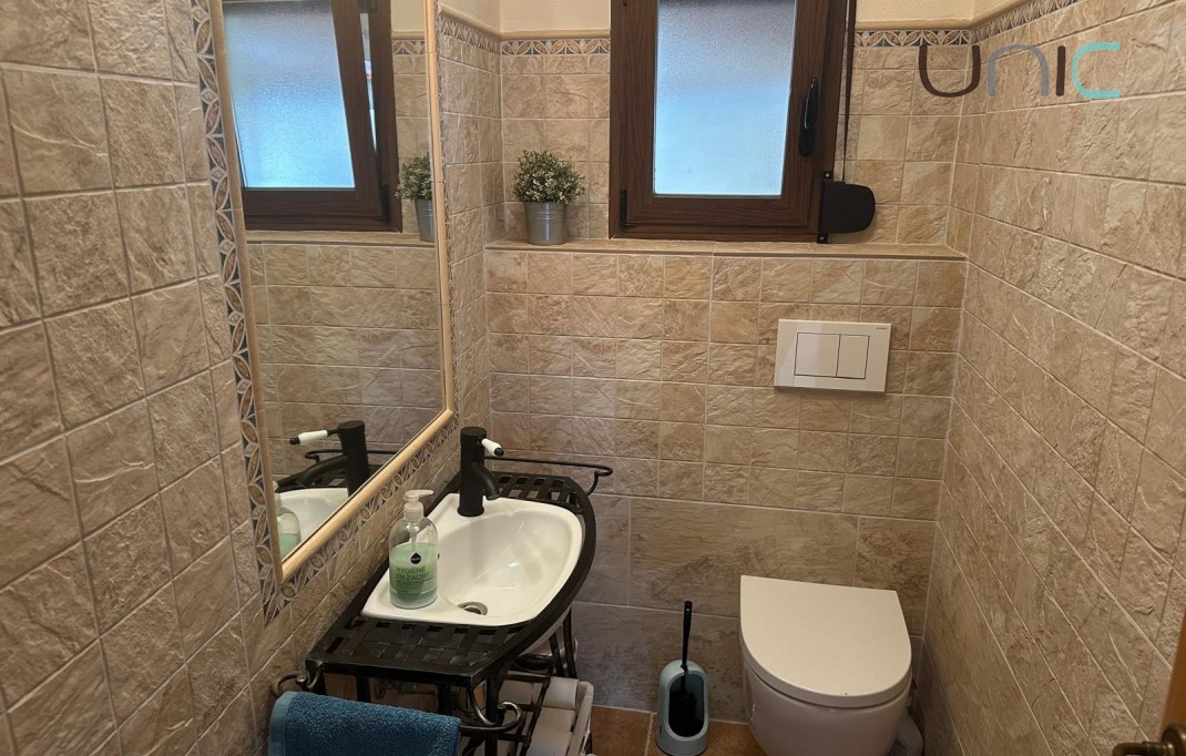 Resale - Villa - Albir