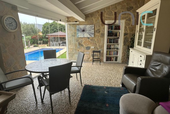 Resale - Villa - Albir