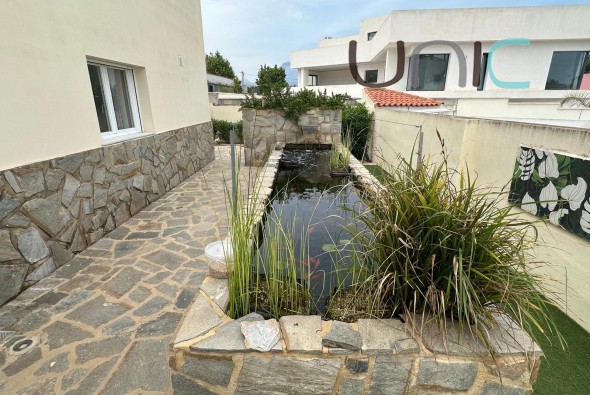 Resale - Villa - Albir