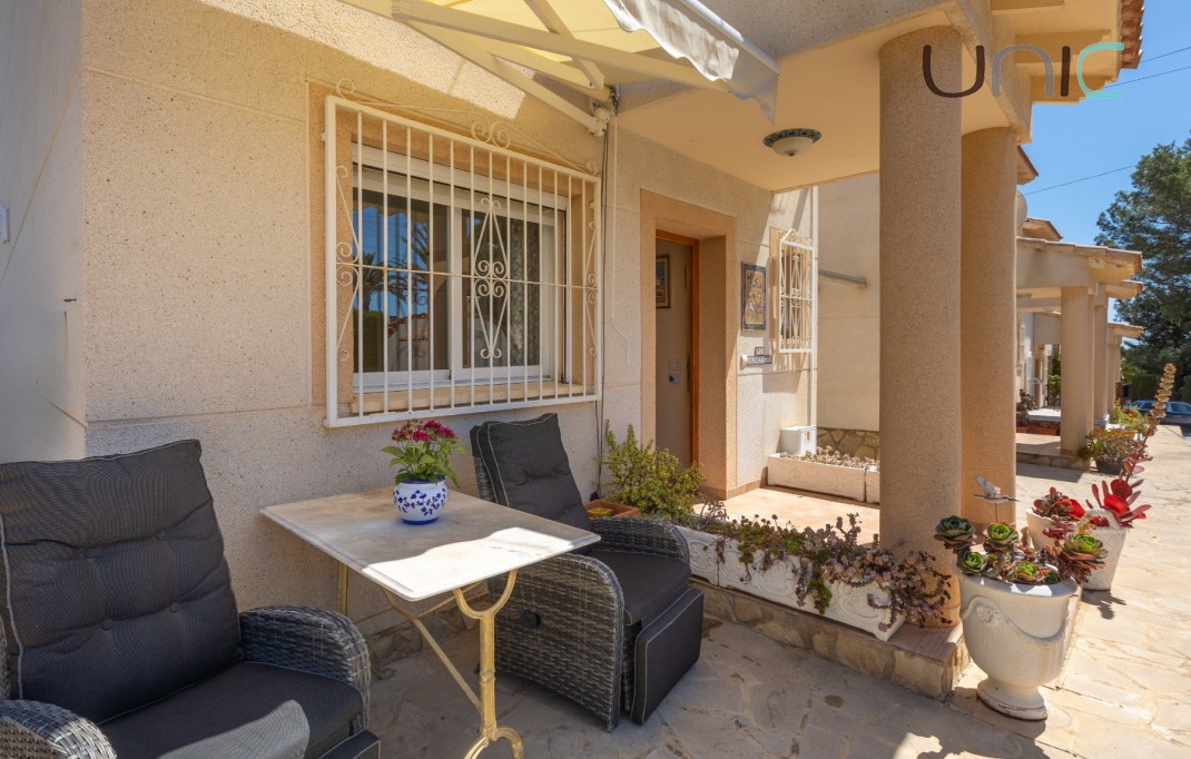 Sale - Bungalow - La Nucia