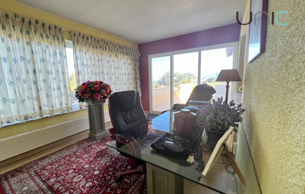 Resale - Villa - Alfaz del Pi
