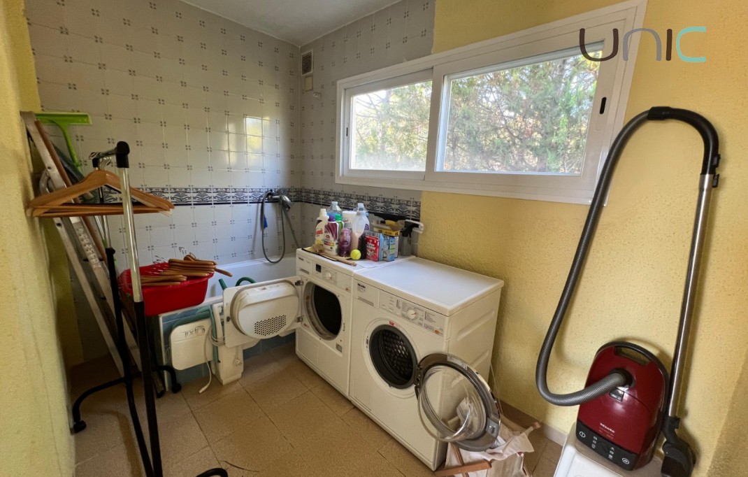 Resale - Villa - Alfaz del Pi