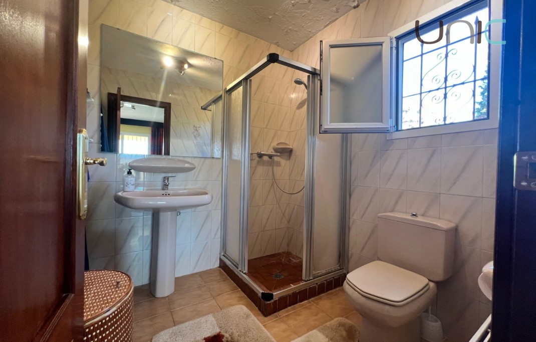 Resale - Villa - Alfaz del Pi