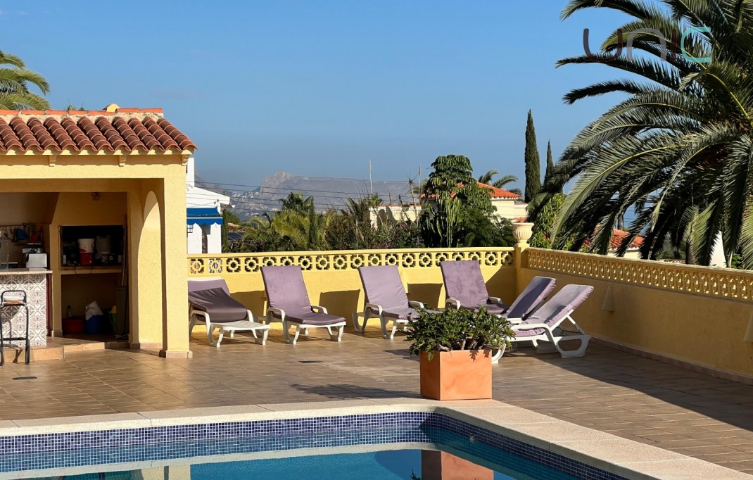Resale - Villa - Alfaz del Pi
