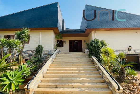 Resale - Villa - La Nucia