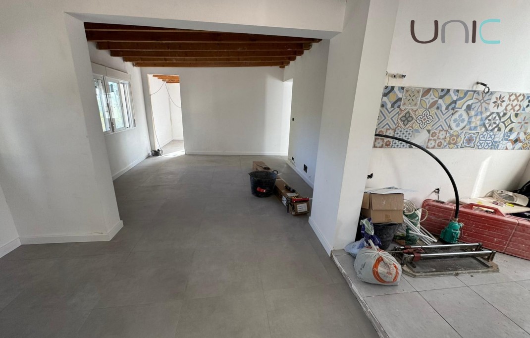 Resale - Villa - Finestrat