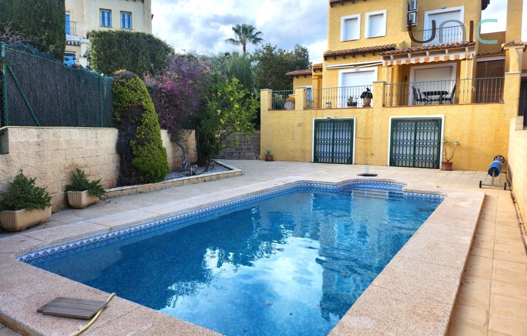 Resale - Villa - La Nucia