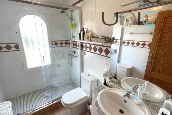 Resale - Villa - La Nucia