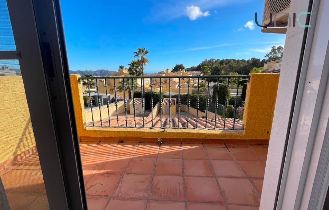 Resale - Villa - La Nucia