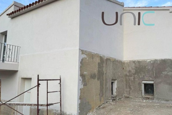 Resale - Villa - Altea