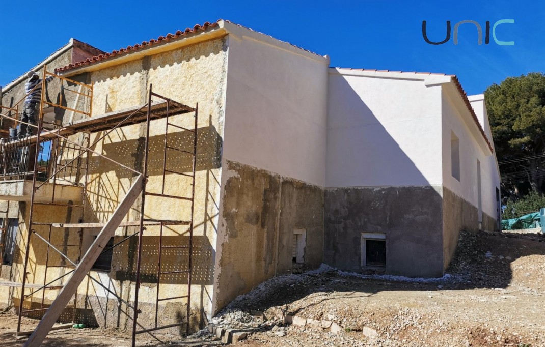 Resale - Villa - Altea