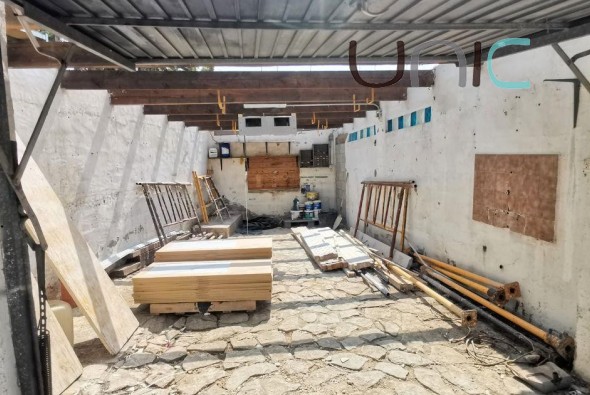 Resale - Villa - Altea