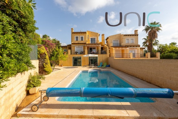 Resale - Villa - La Nucia