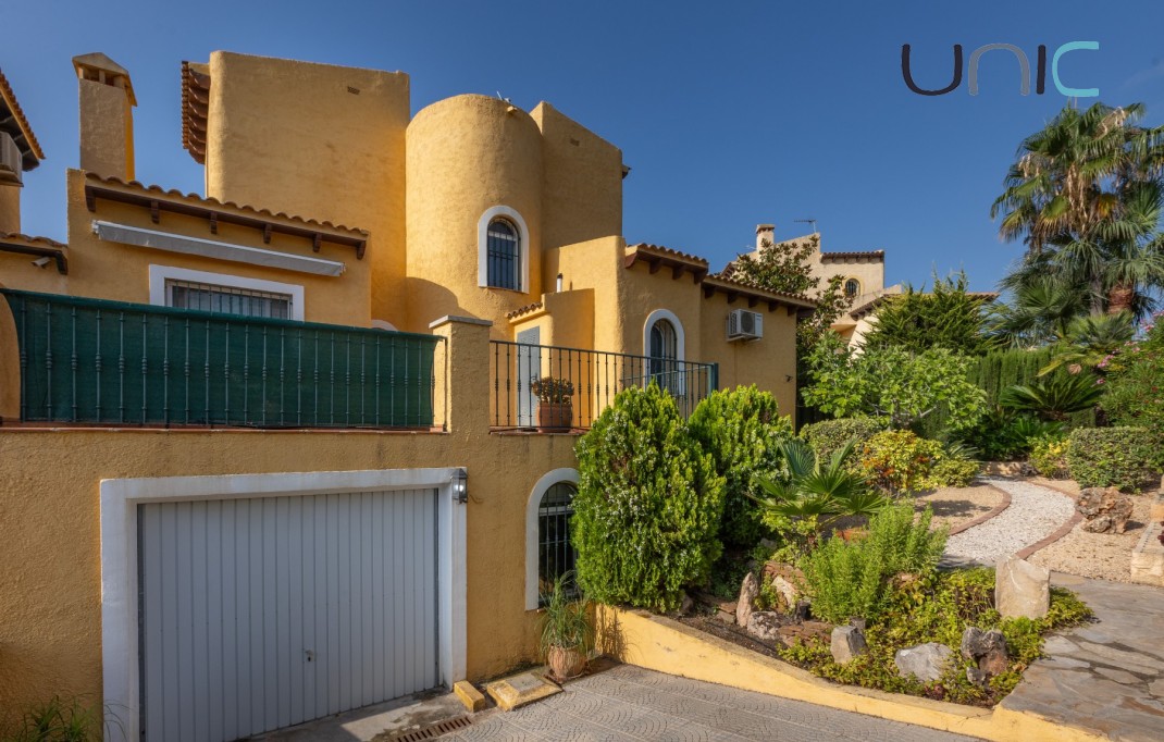 Venta - Villa - La Nucia