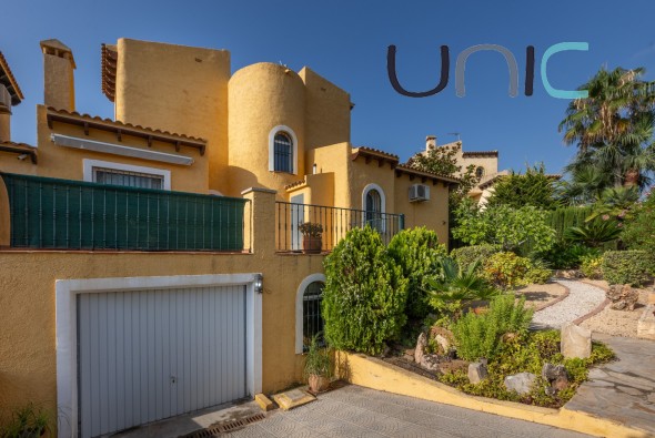 Venta - Villa - La Nucia