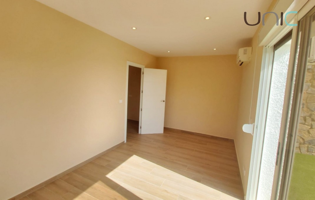 Sale - Villa - La Nucia - Coloma