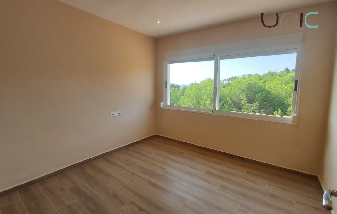 Sale - Villa - La Nucia - Coloma