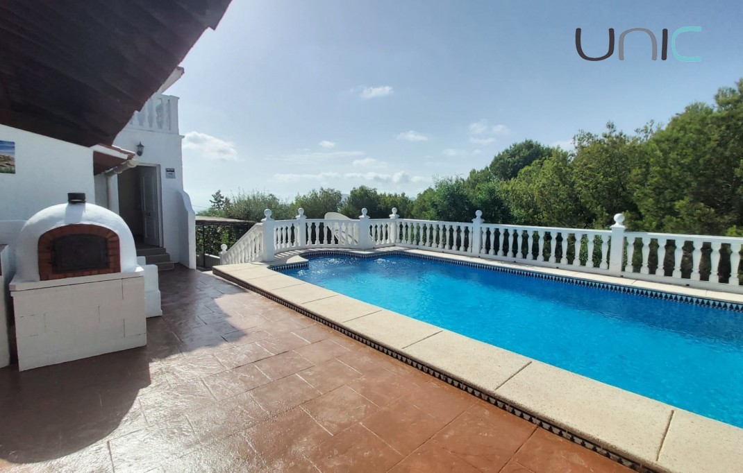 Sale - Villa - La Nucia - Coloma