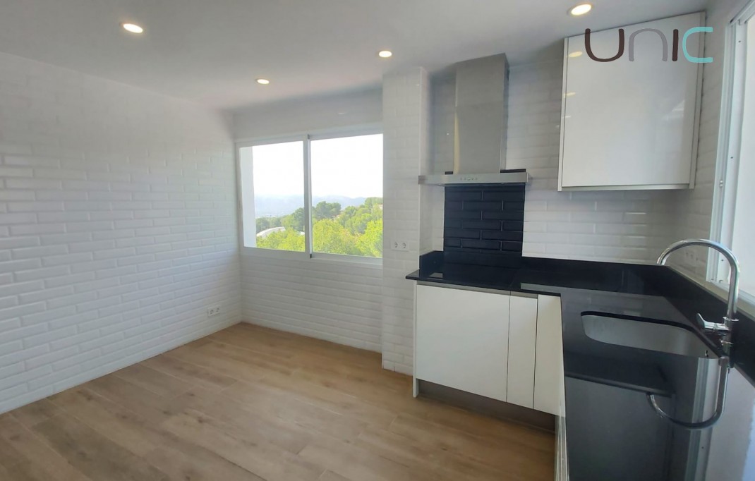Sale - Villa - La Nucia - Coloma