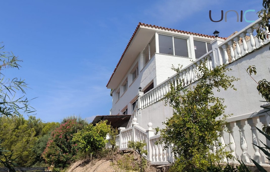 Sale - Villa - La Nucia - Coloma
