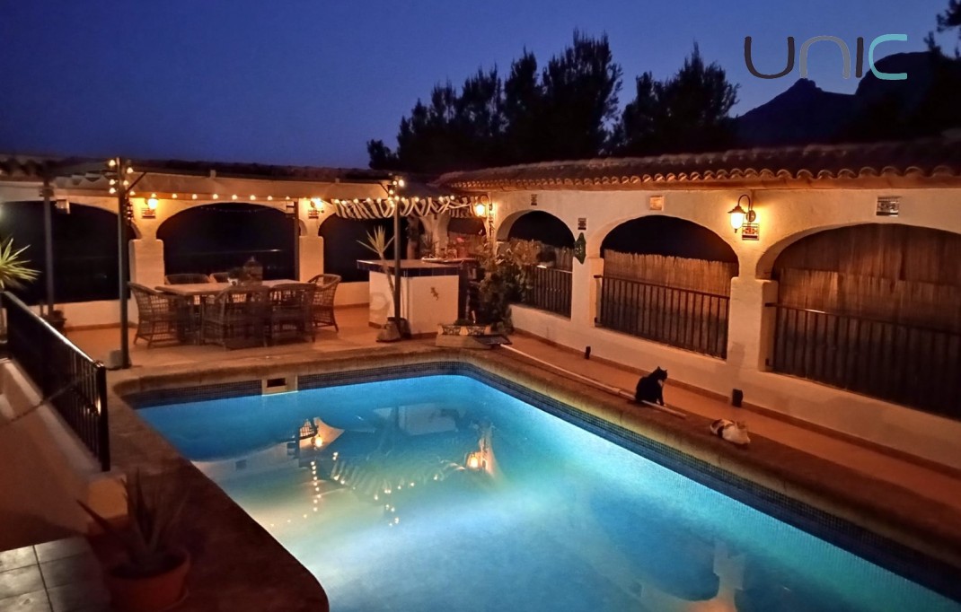 Verkoop - Villa - Callosa