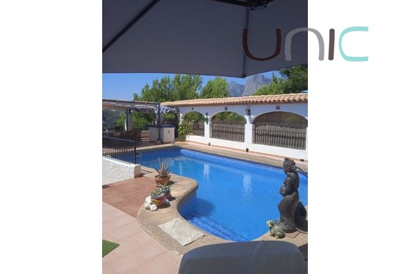 Verkoop - Villa - Callosa