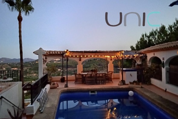 Verkoop - Villa - Callosa