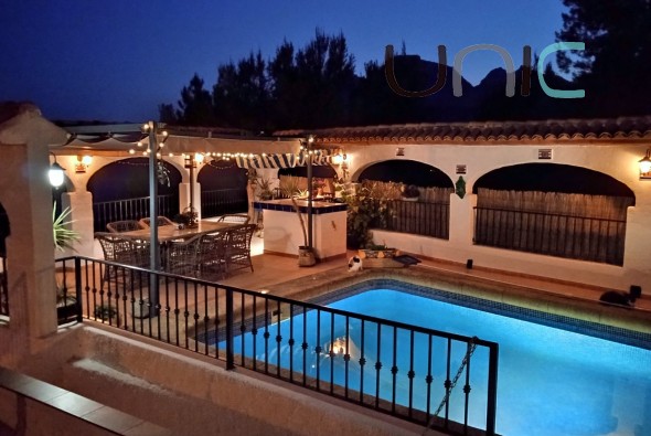 Verkoop - Villa - Callosa