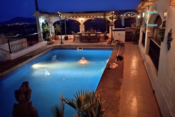 Verkoop - Villa - Callosa
