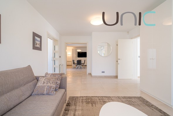 Resale - Villa - Albir