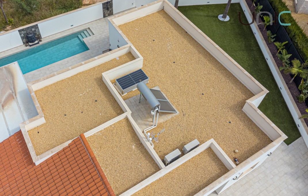 Resale - Villa - Albir
